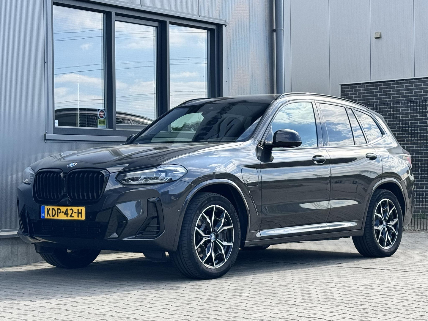 BMW