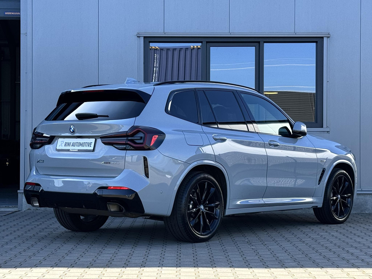 BMW