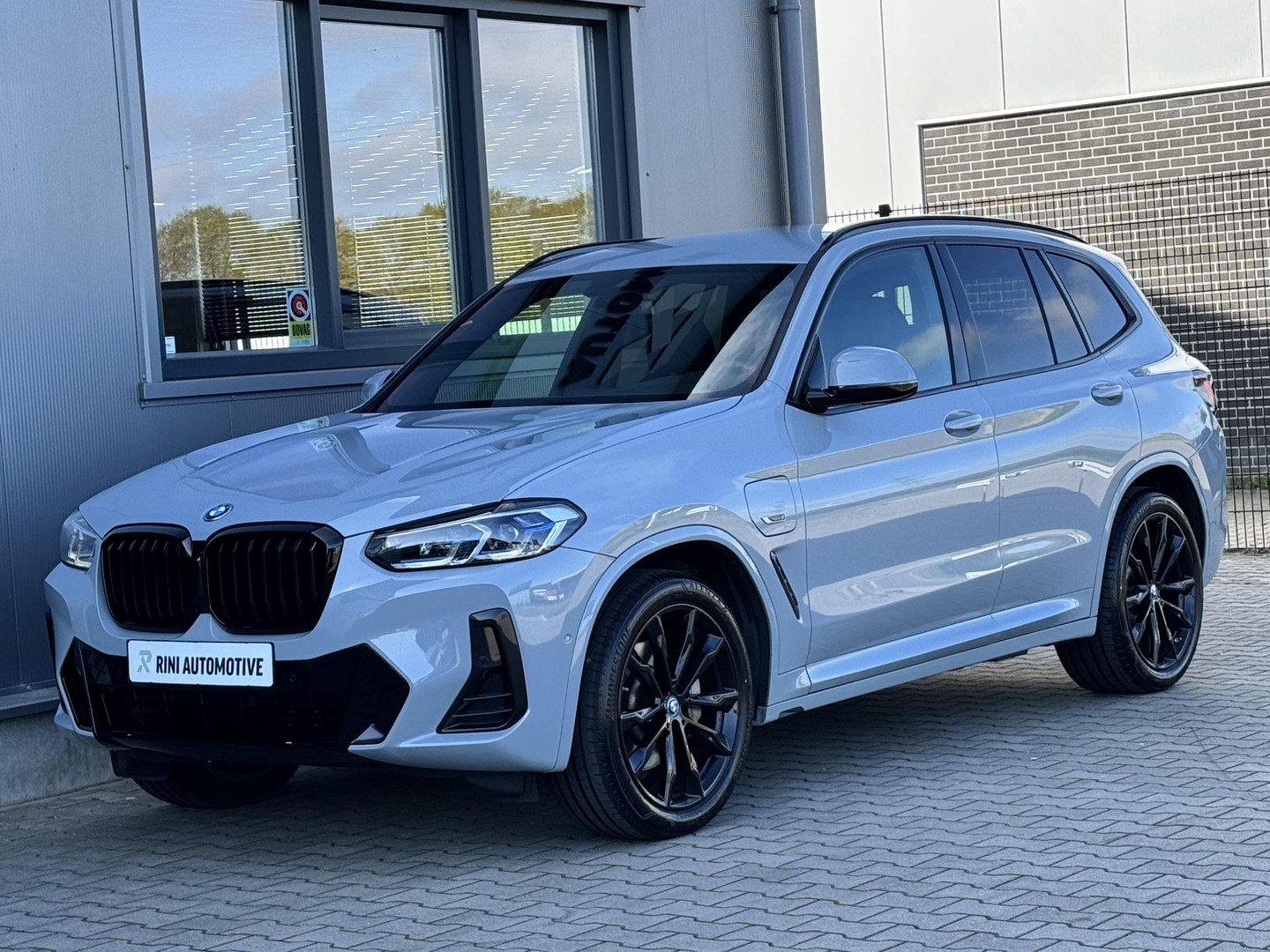 BMW