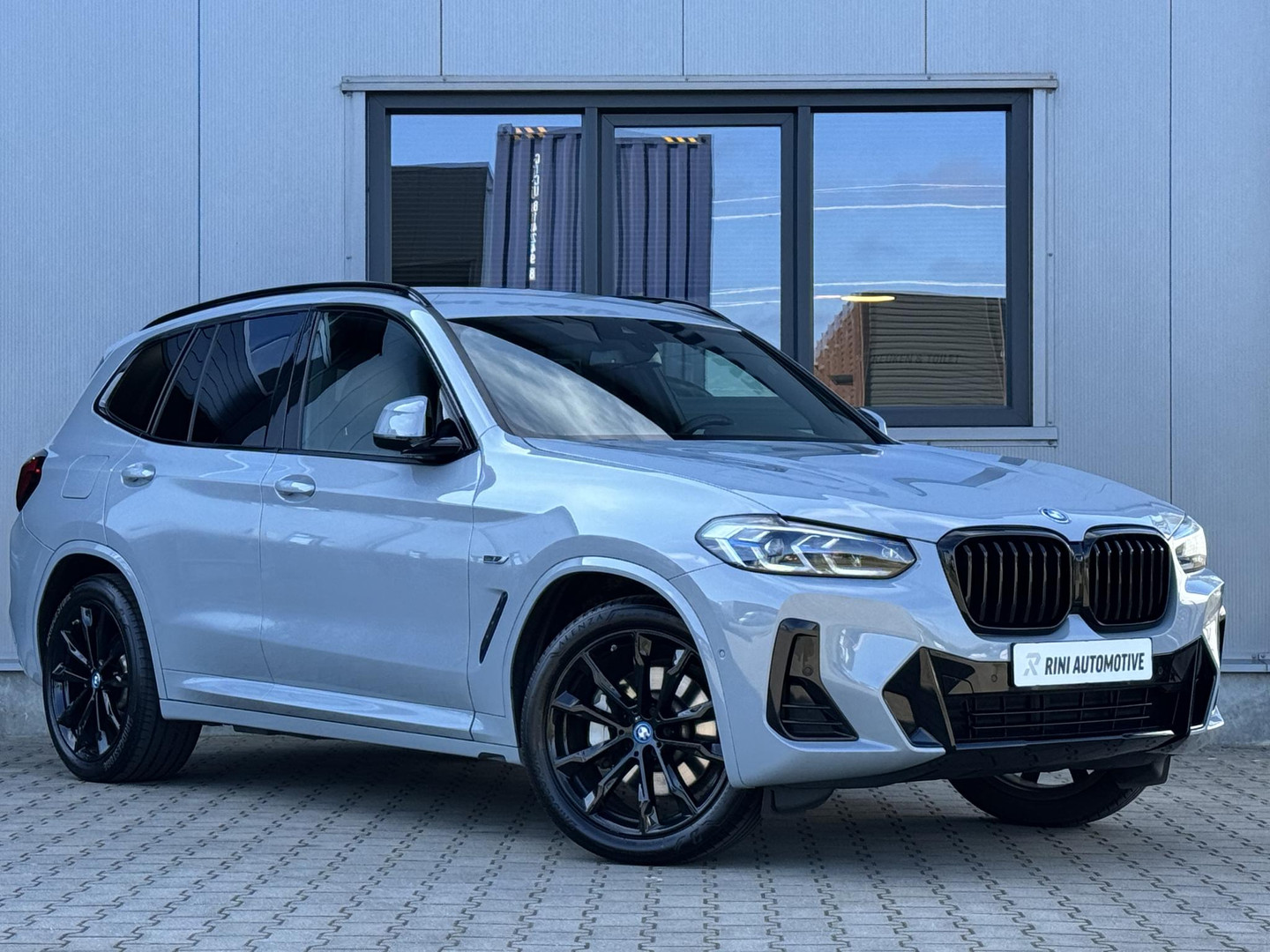BMW