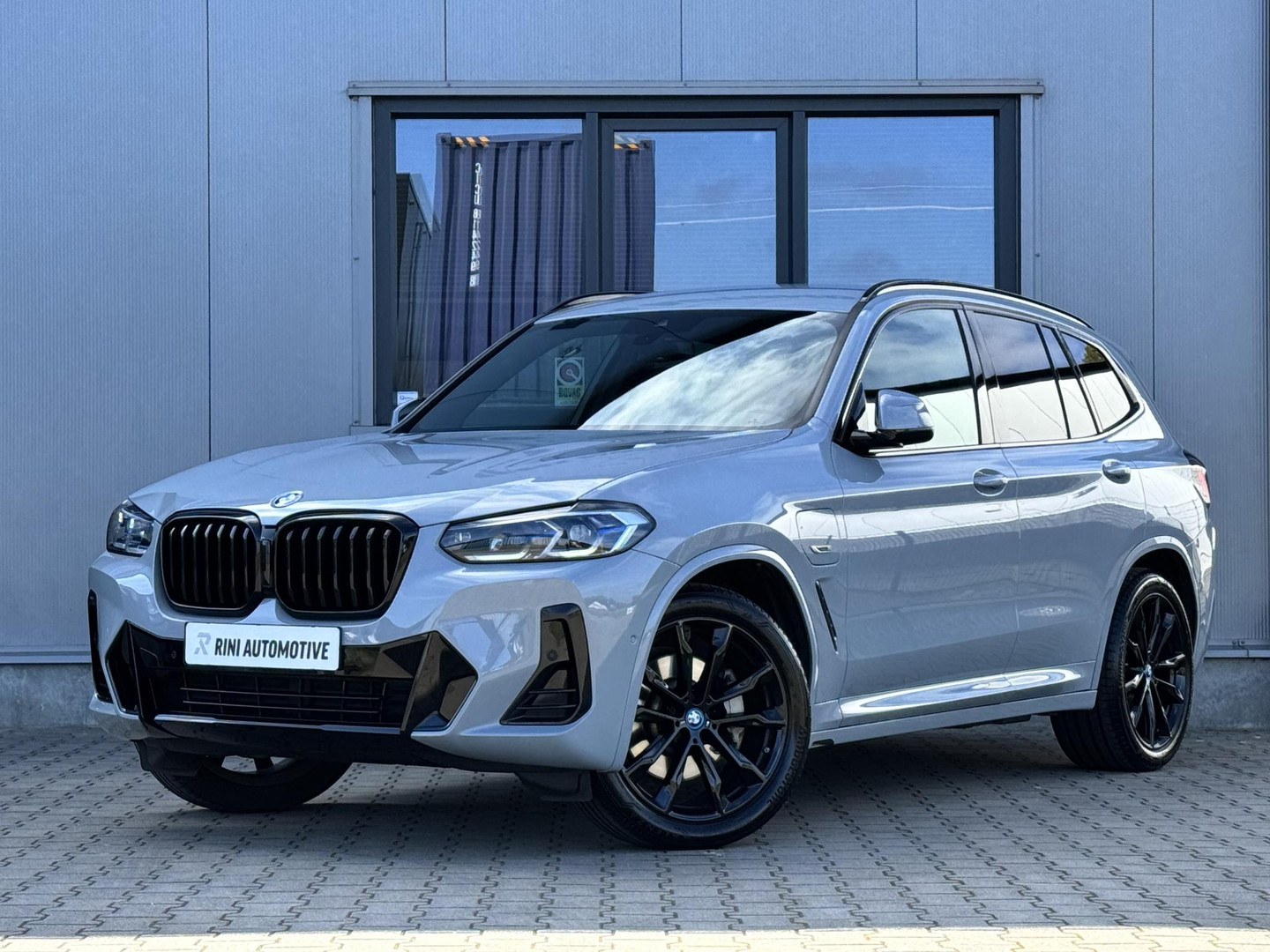BMW