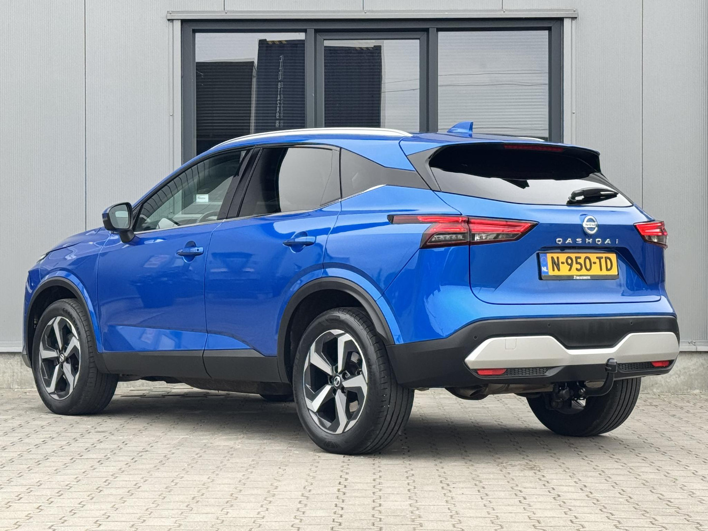 Nissan Nissan