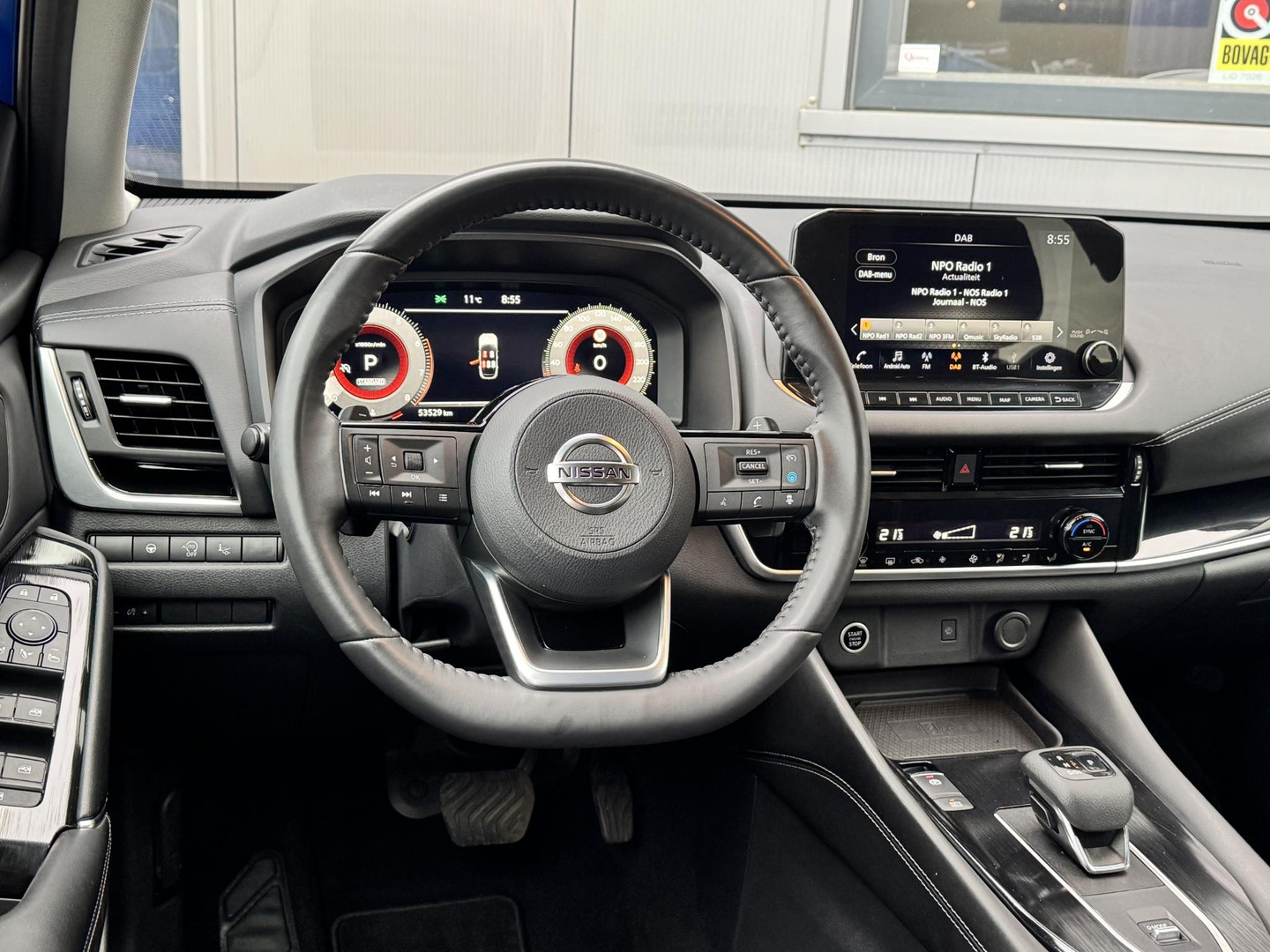 Nissan Nissan