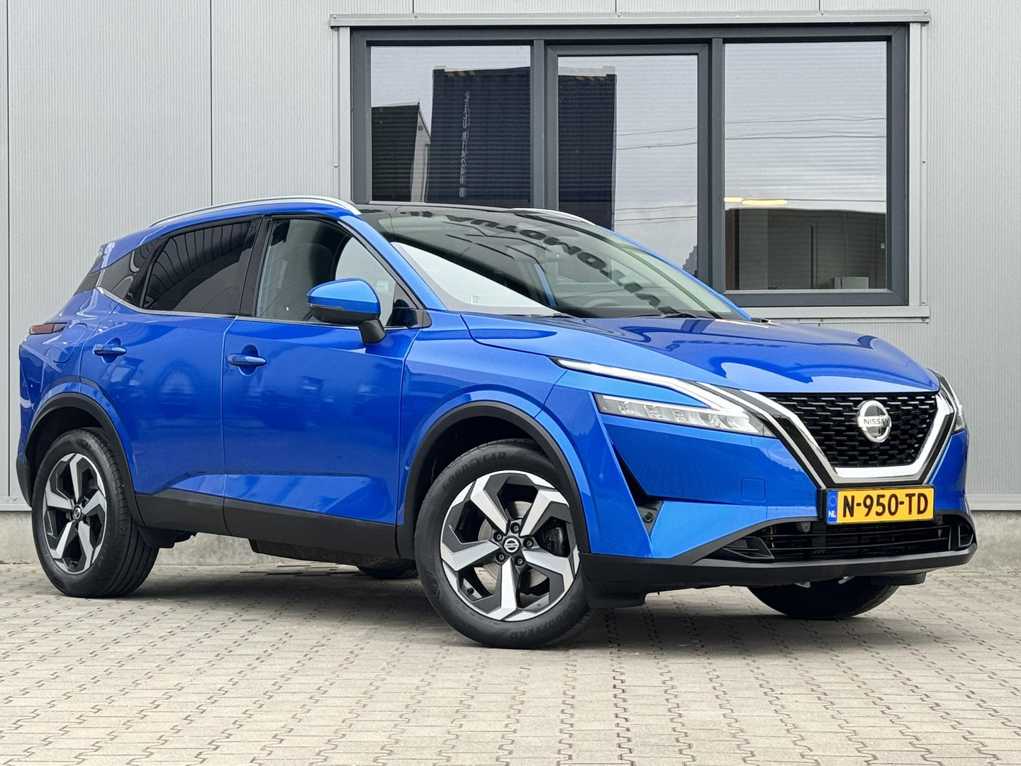 Nissan Nissan