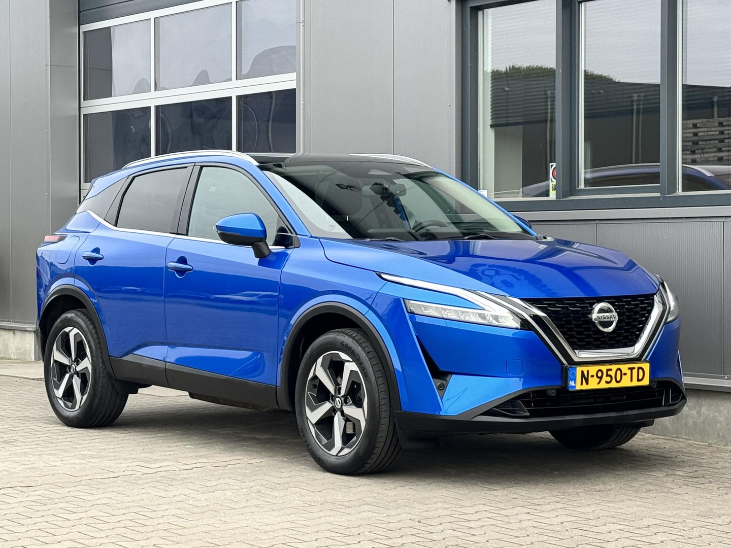 Nissan Nissan