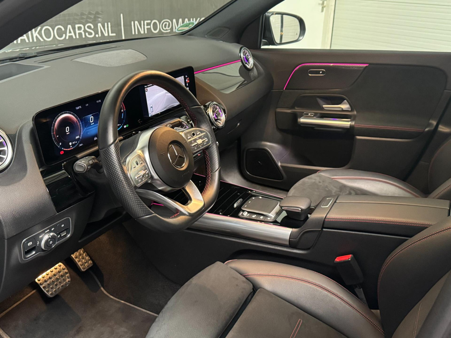 Mercedes-Benz Mercedes-Benz