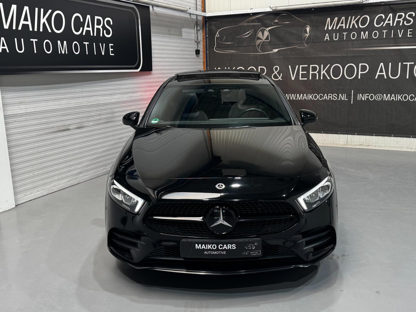 Mercedes-Benz Mercedes-Benz