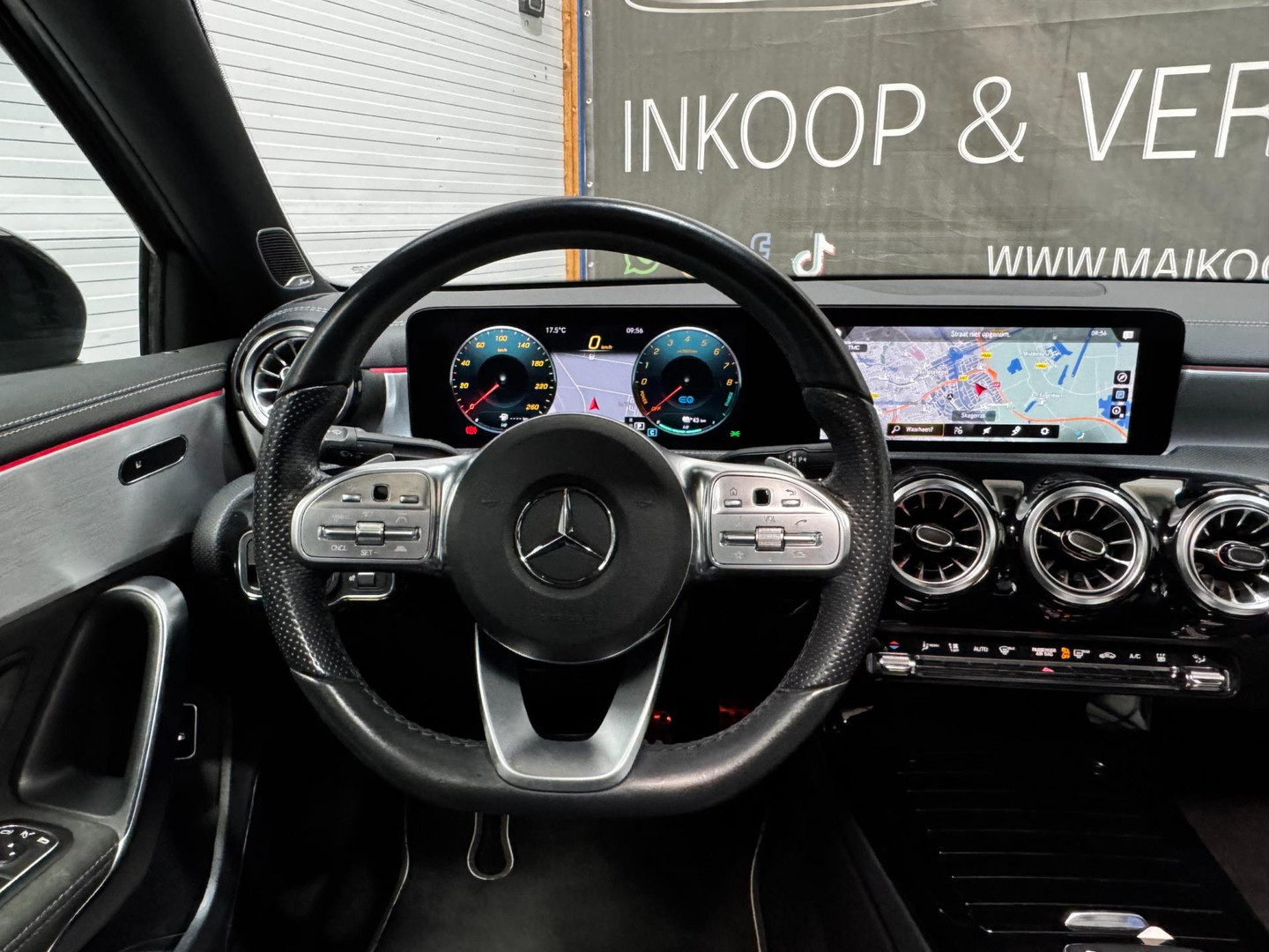 Mercedes-Benz Mercedes-Benz