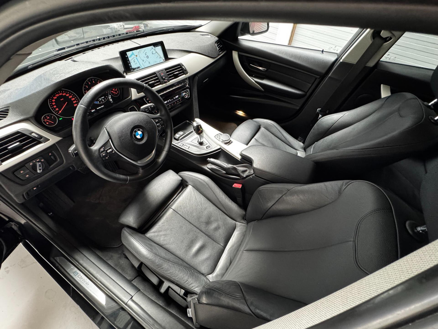 BMW BMW