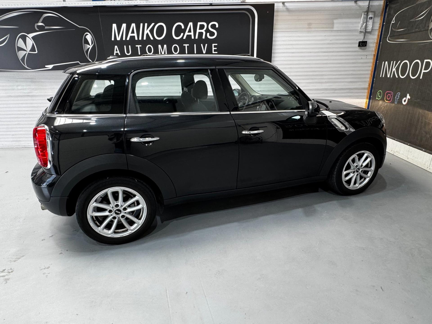MINI