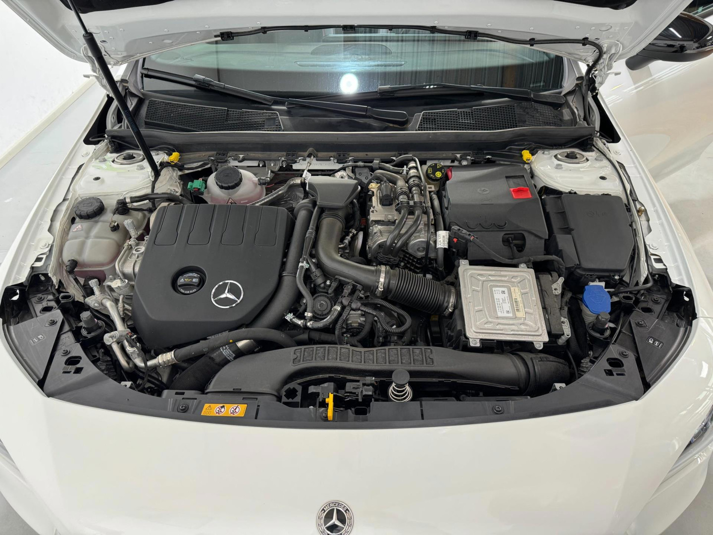 Mercedes-Benz Mercedes-Benz