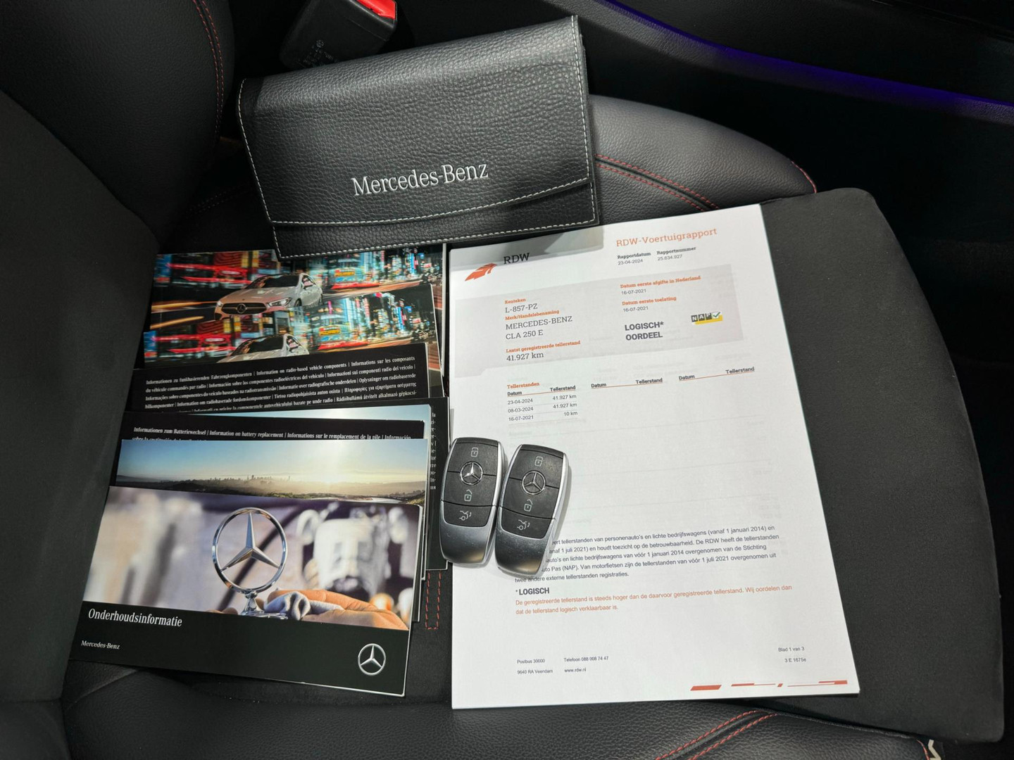 Mercedes-Benz Mercedes-Benz