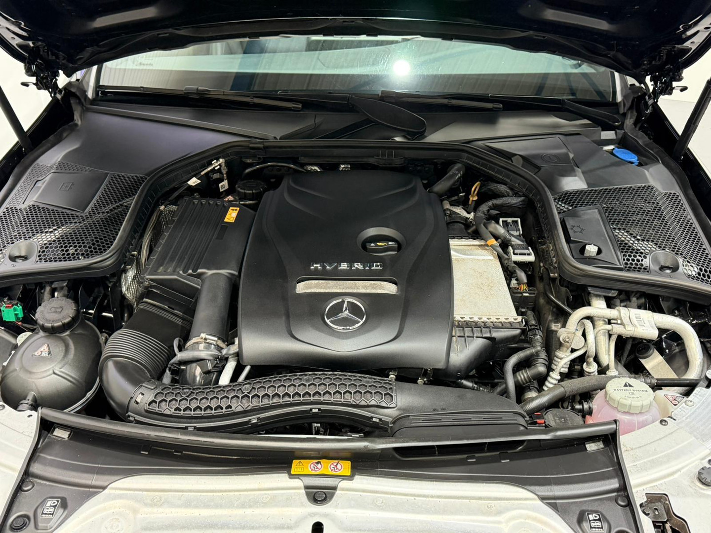 Mercedes-Benz Mercedes-Benz