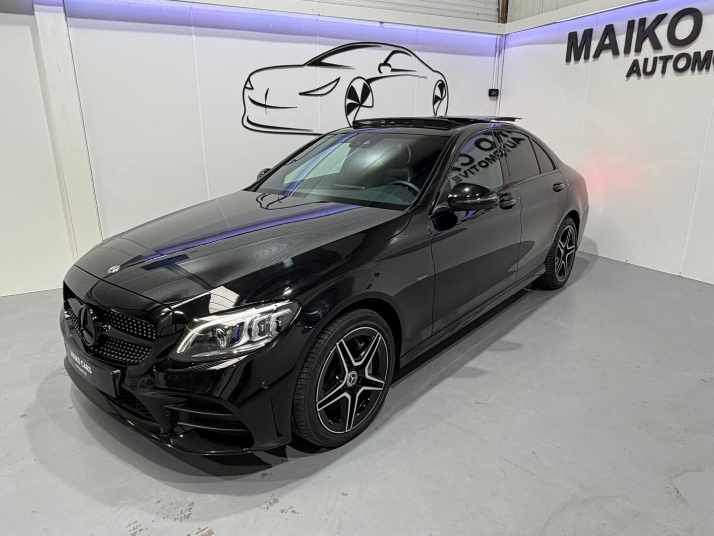 Mercedes-Benz Mercedes-Benz