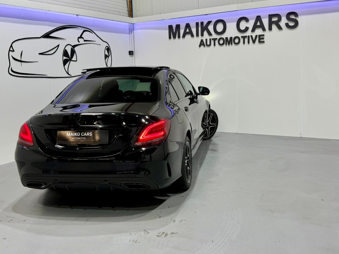 Mercedes-Benz Mercedes-Benz