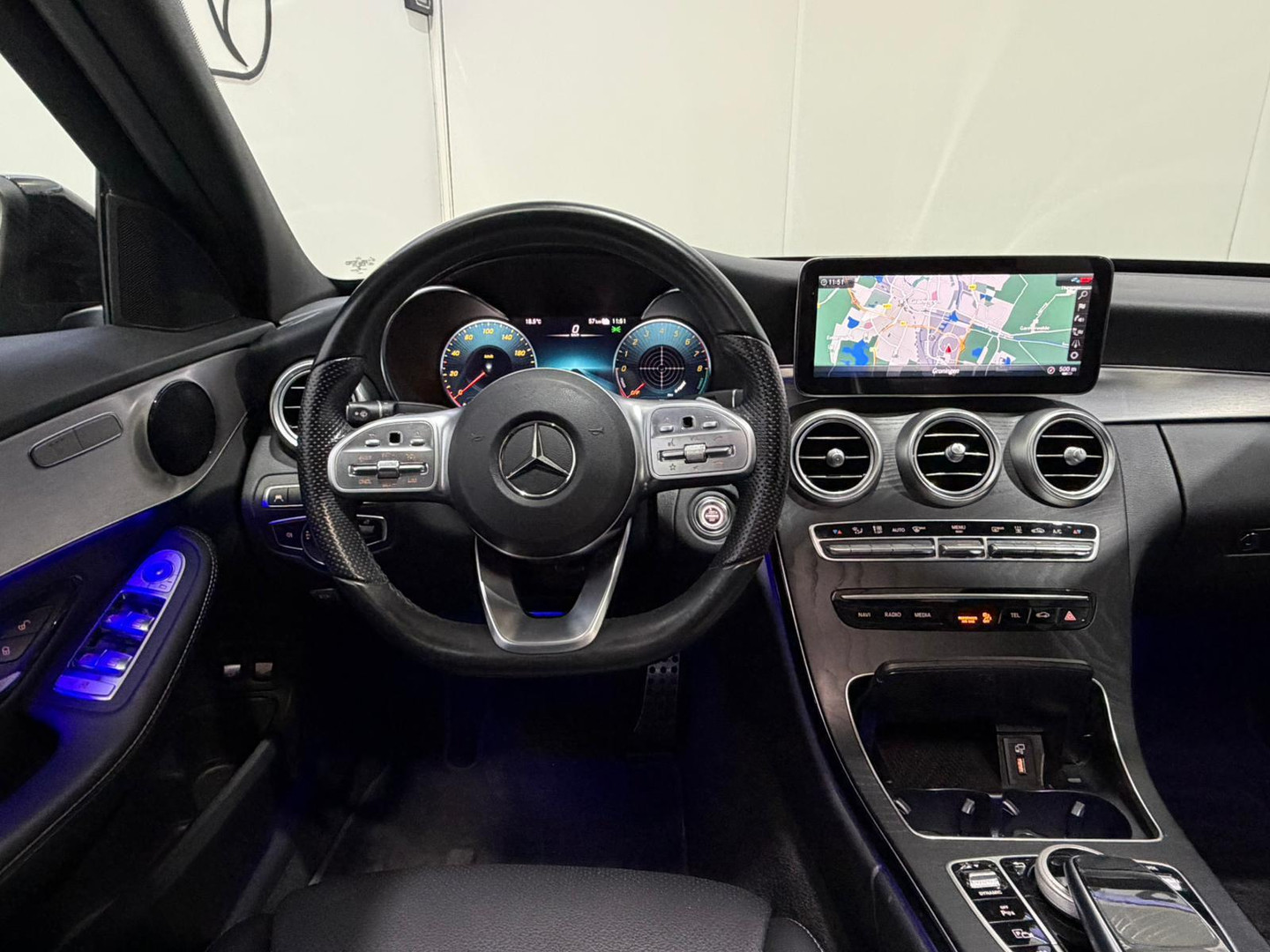 Mercedes-Benz Mercedes-Benz