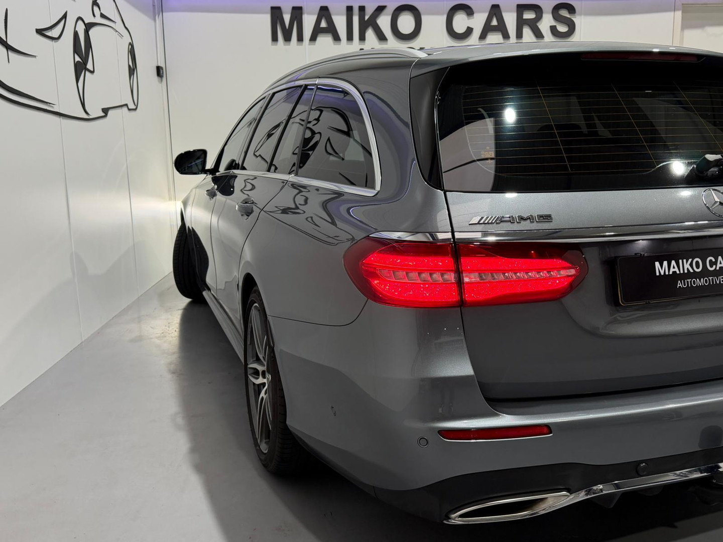 Mercedes-Benz Mercedes-Benz