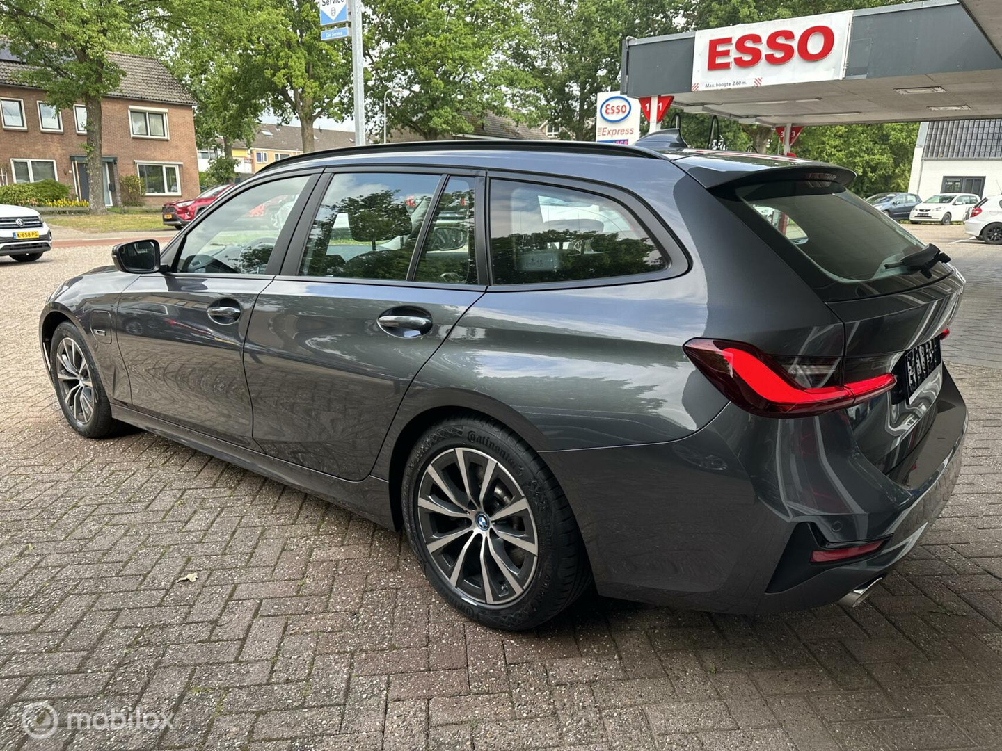 BMW
