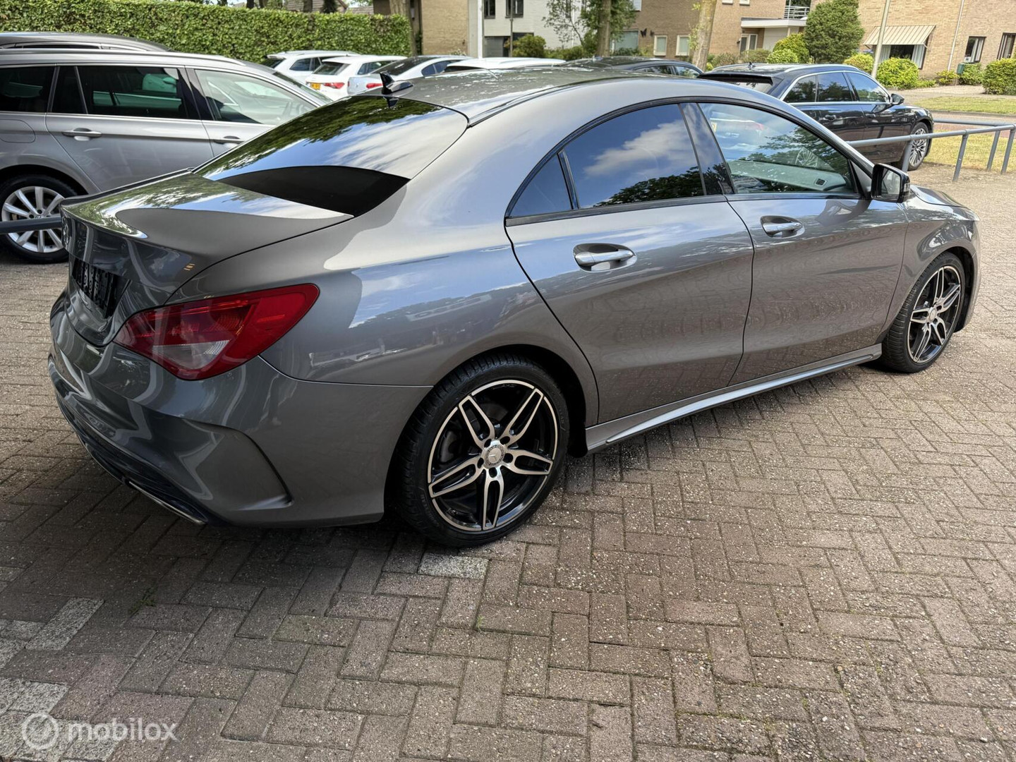 Mercedes-Benz