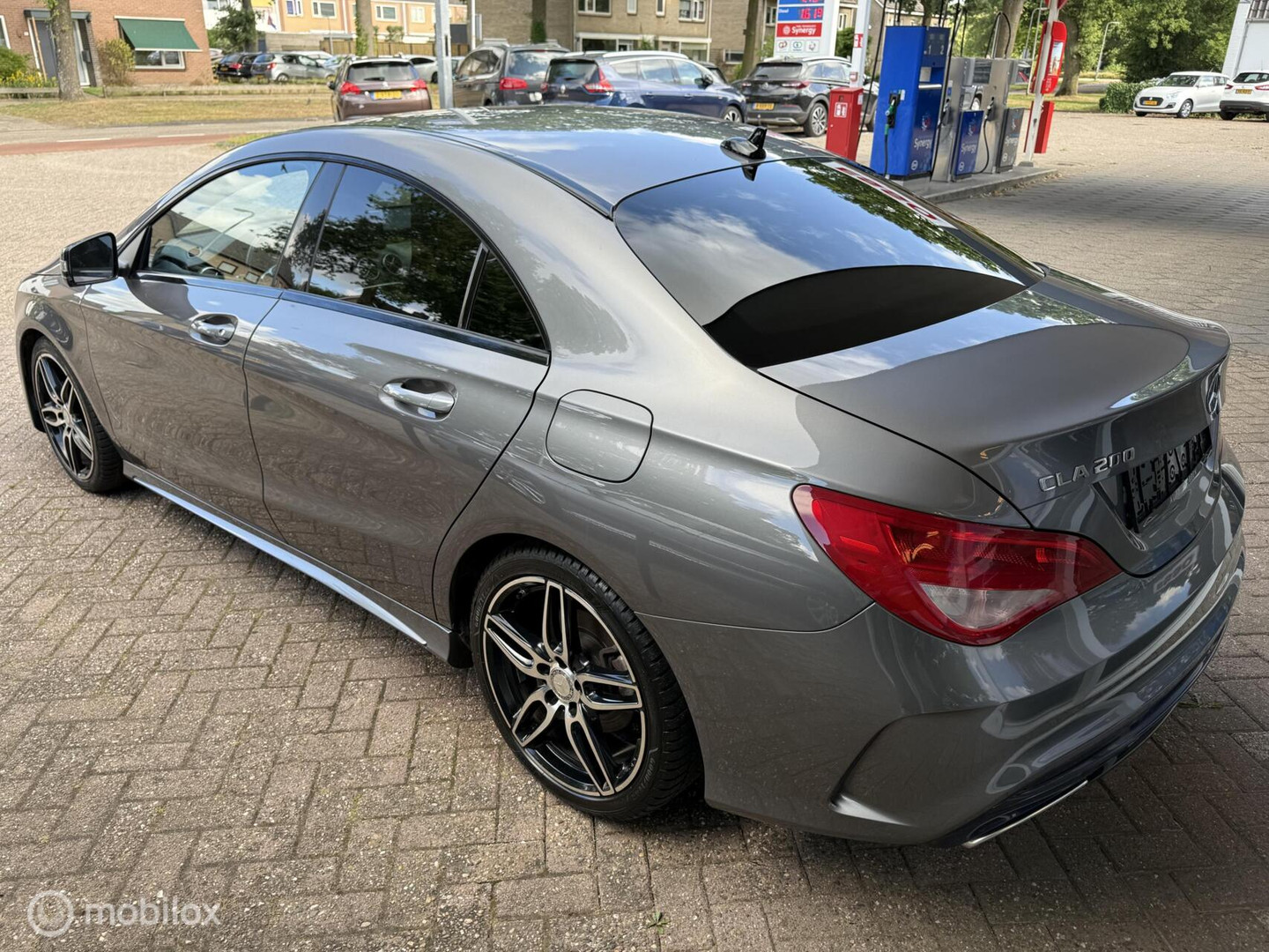 Mercedes-Benz