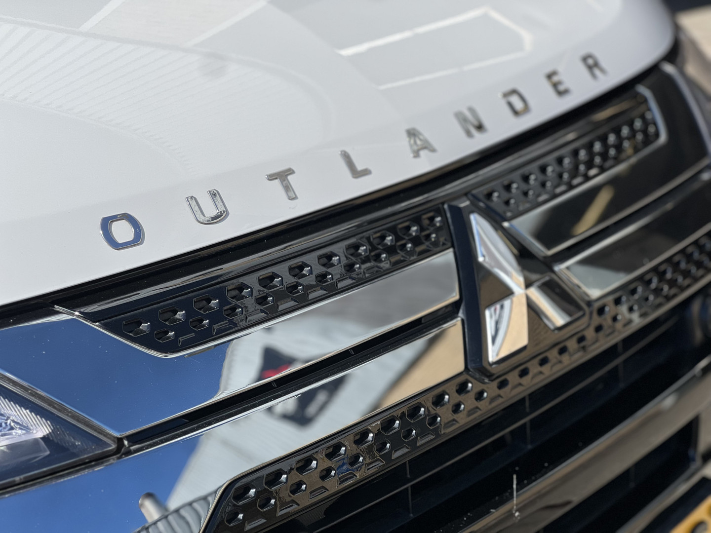 Mitsubishi Mitsubishi