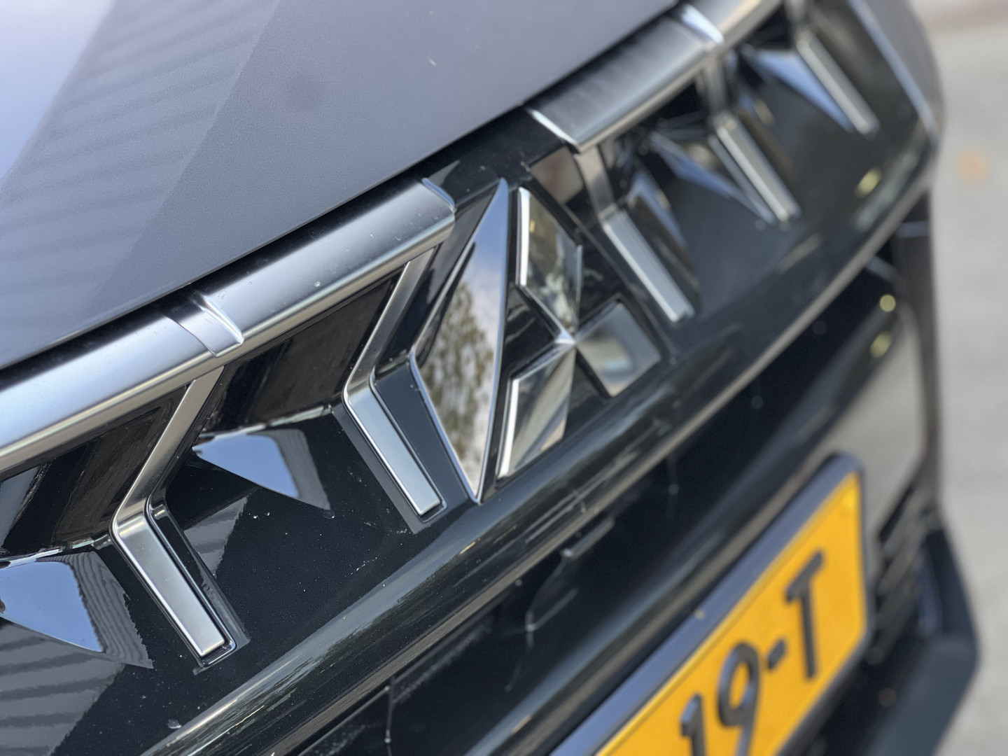 Mitsubishi Mitsubishi