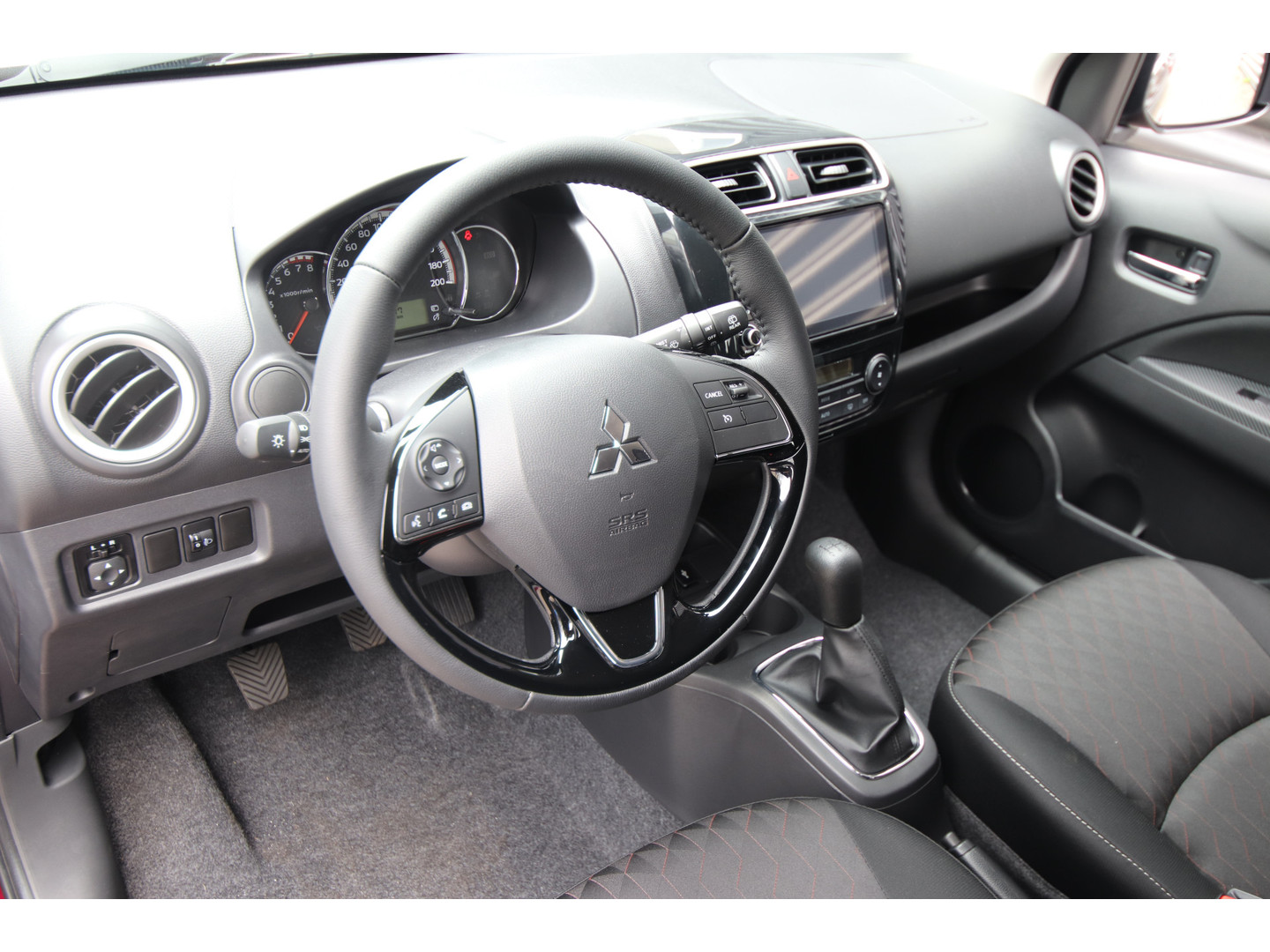Mitsubishi Mitsubishi