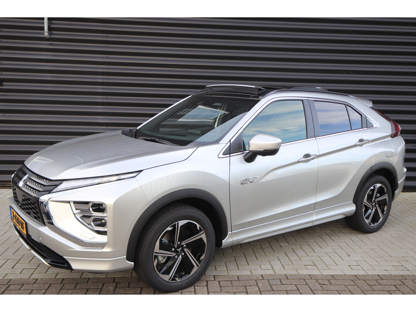 Mitsubishi Mitsubishi