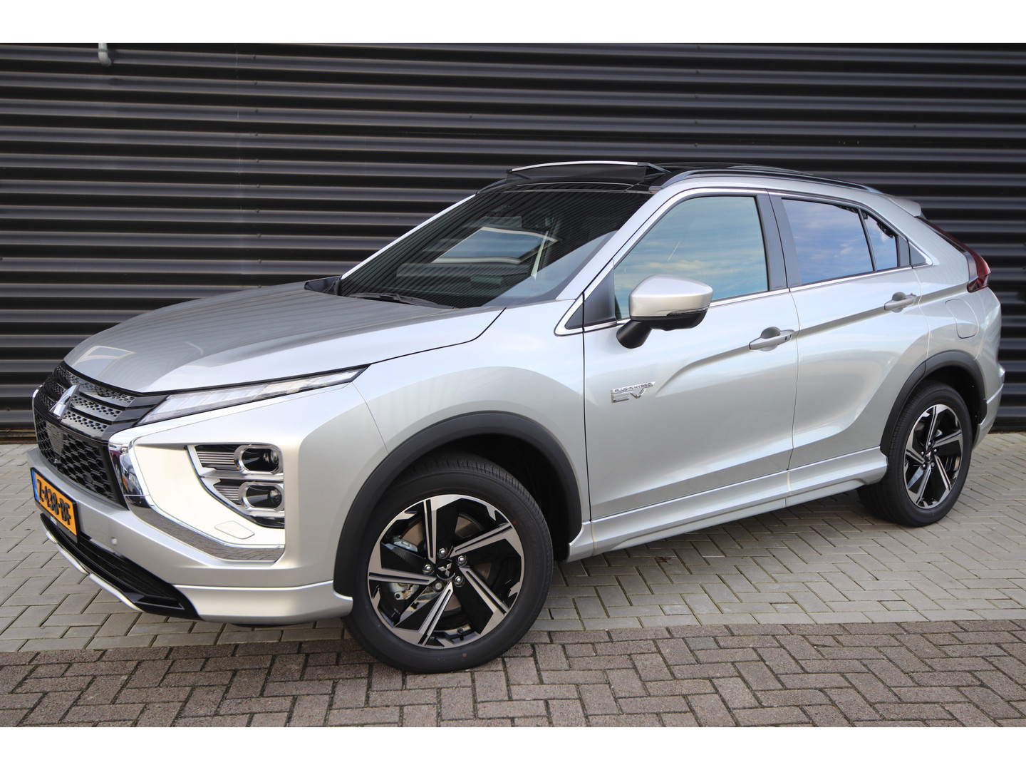 Mitsubishi Mitsubishi