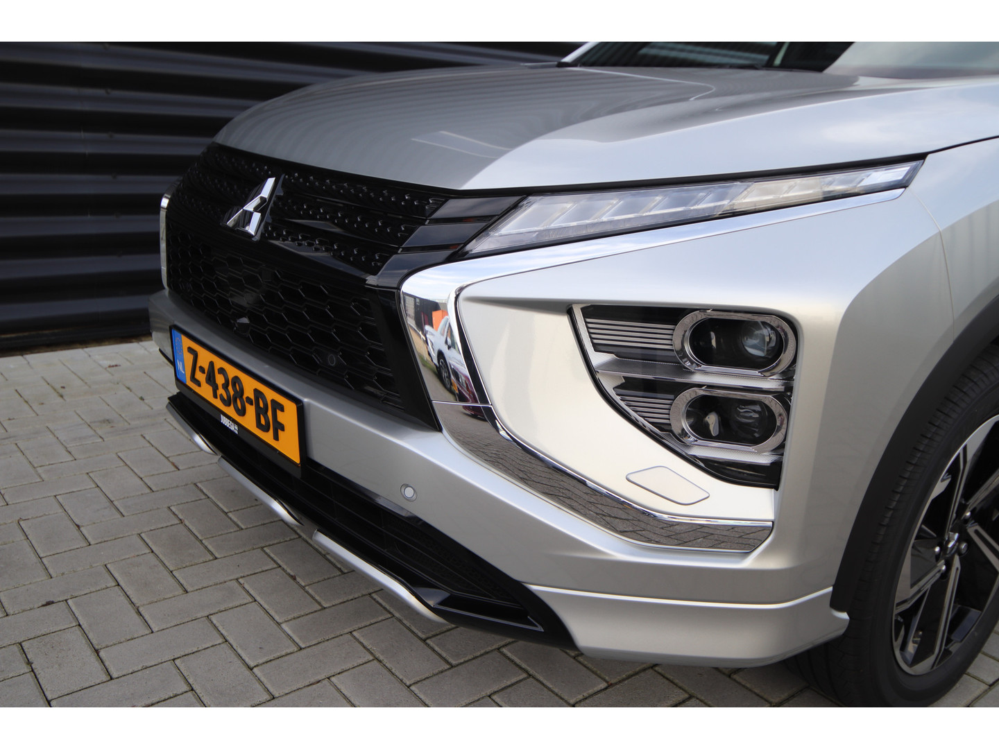Mitsubishi Mitsubishi