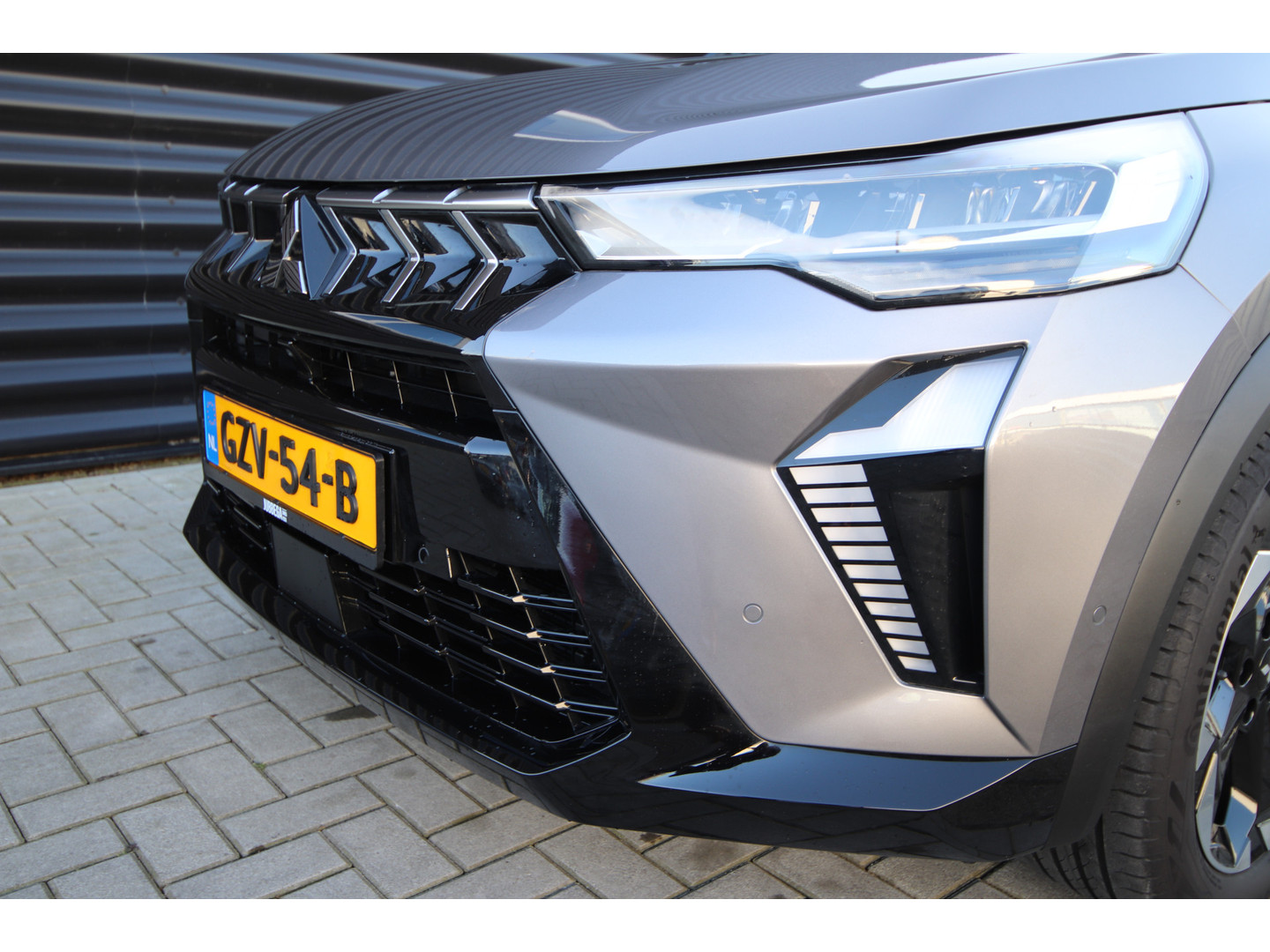 Mitsubishi Mitsubishi