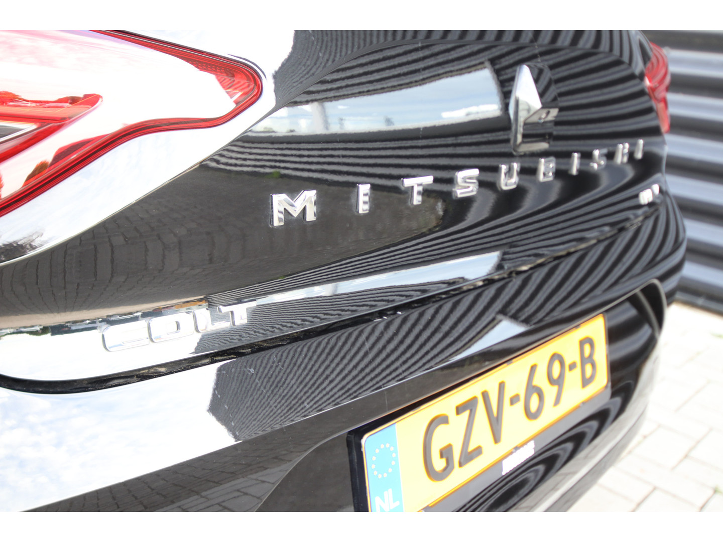 Mitsubishi Mitsubishi
