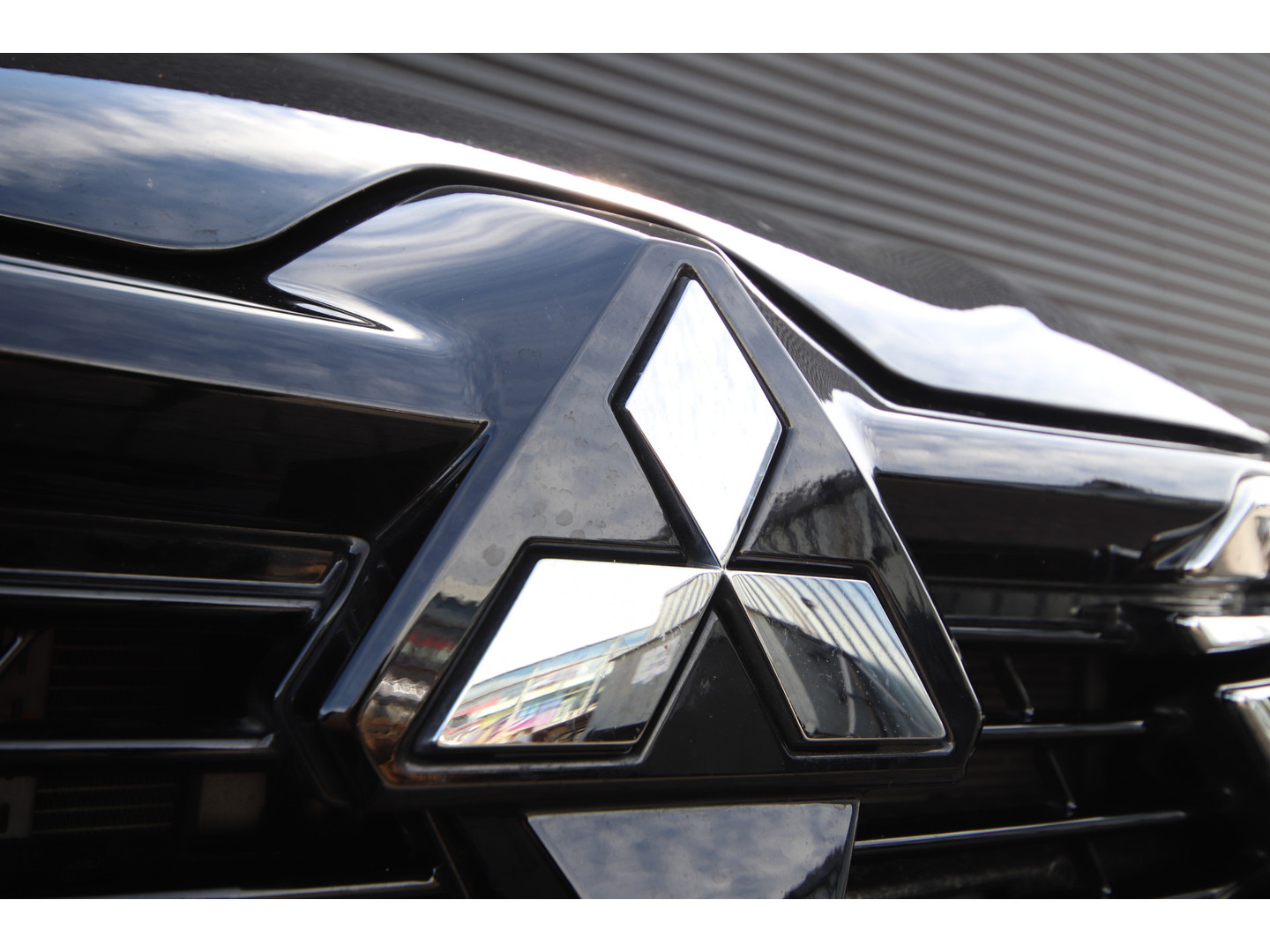Mitsubishi Mitsubishi