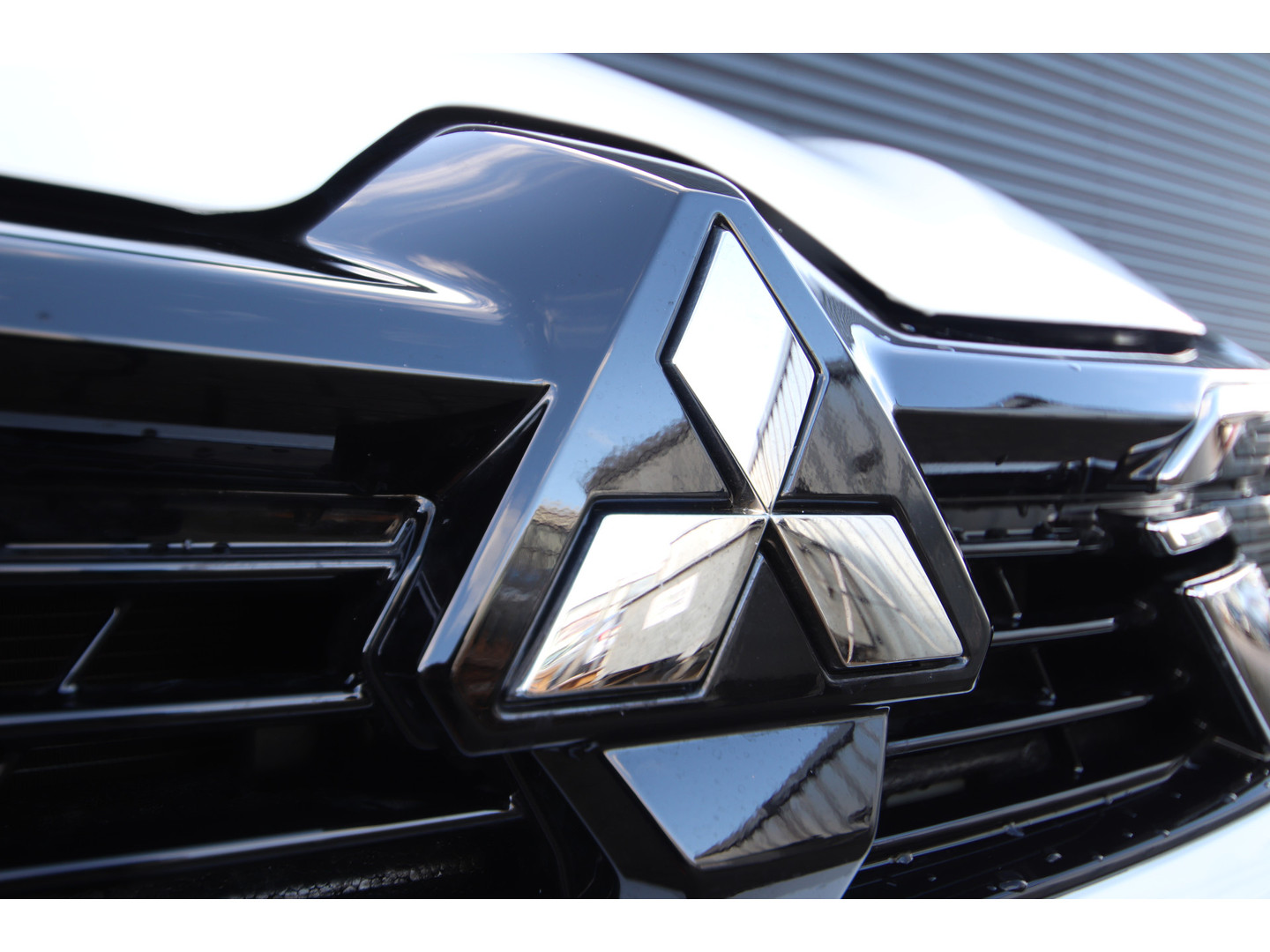 Mitsubishi Mitsubishi