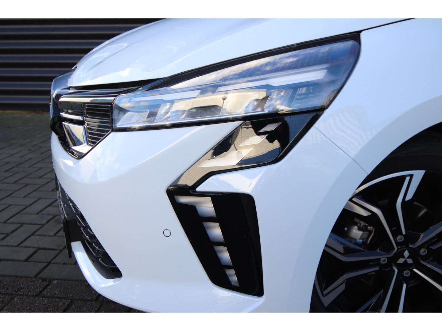 Mitsubishi Mitsubishi