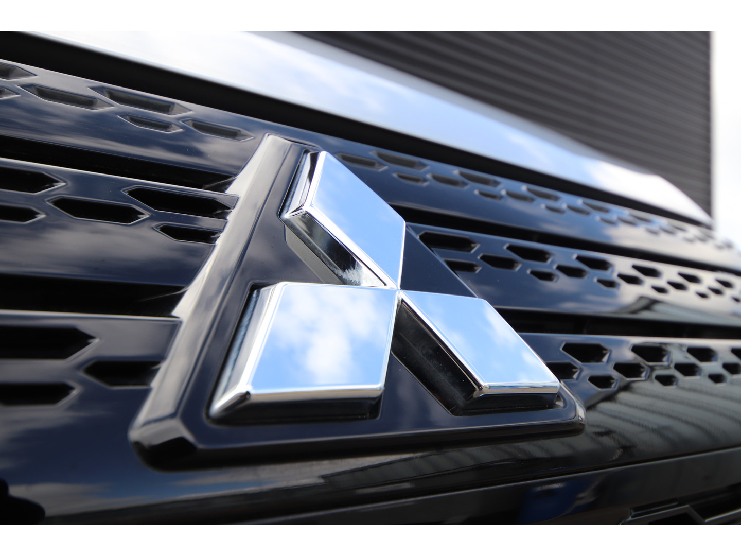 Mitsubishi Mitsubishi