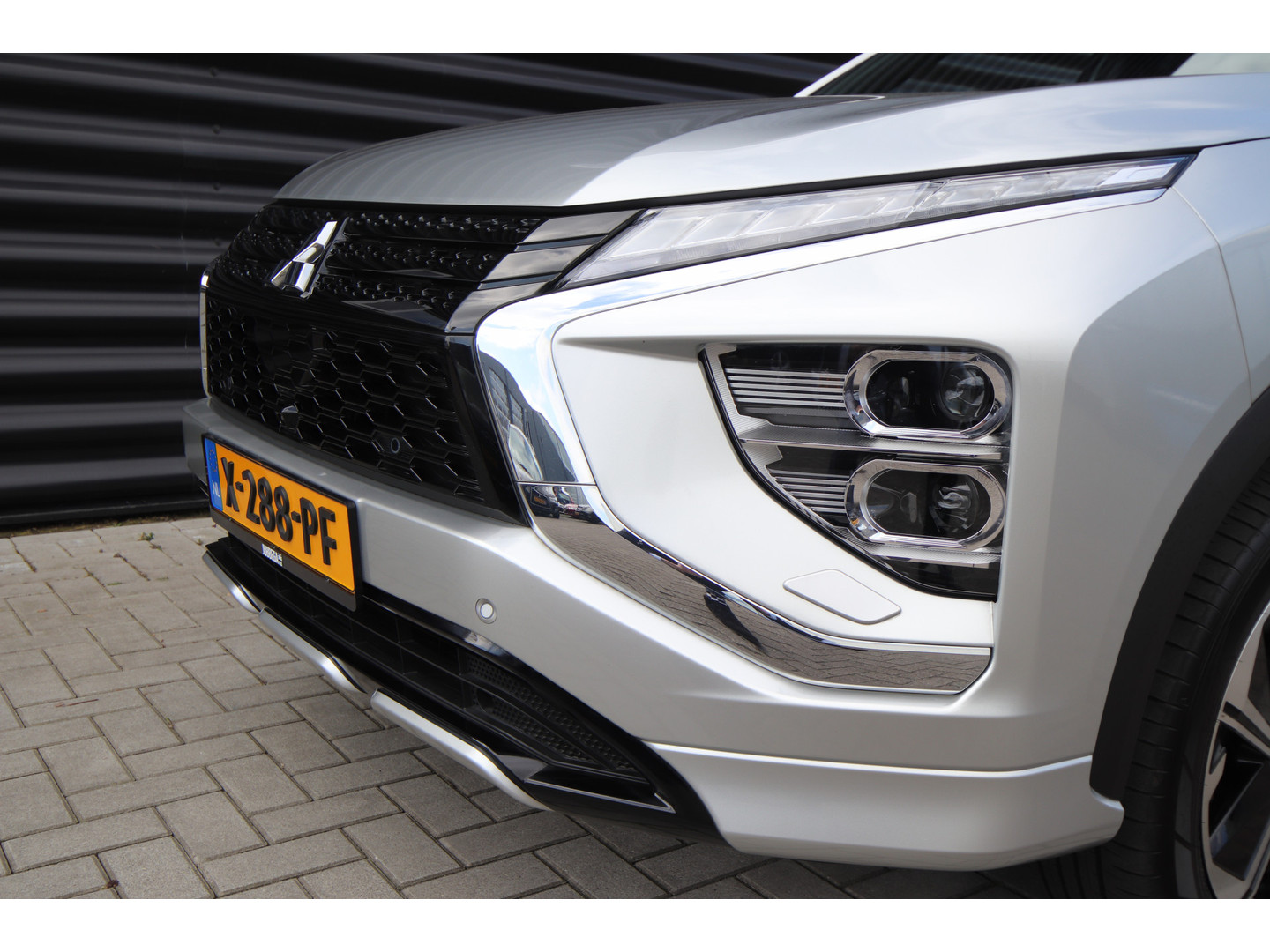 Mitsubishi Mitsubishi