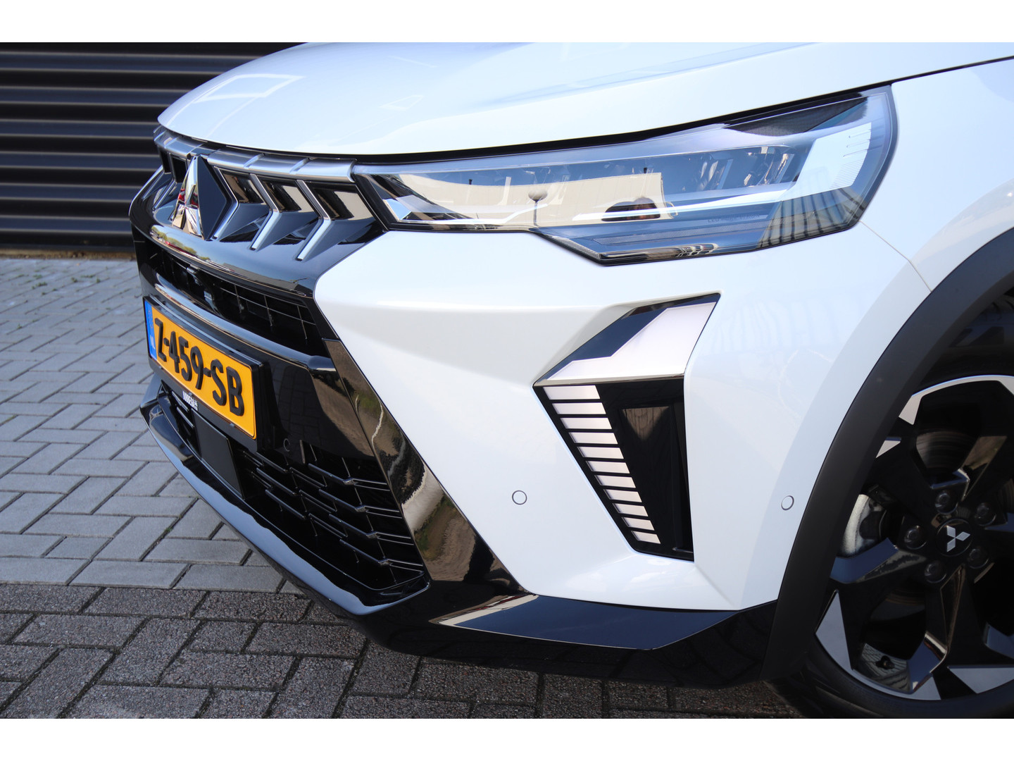 Mitsubishi Mitsubishi