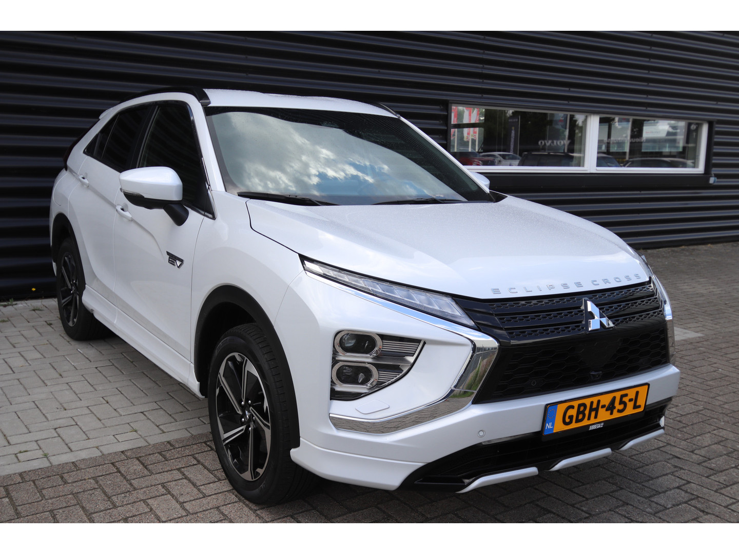 Mitsubishi Mitsubishi
