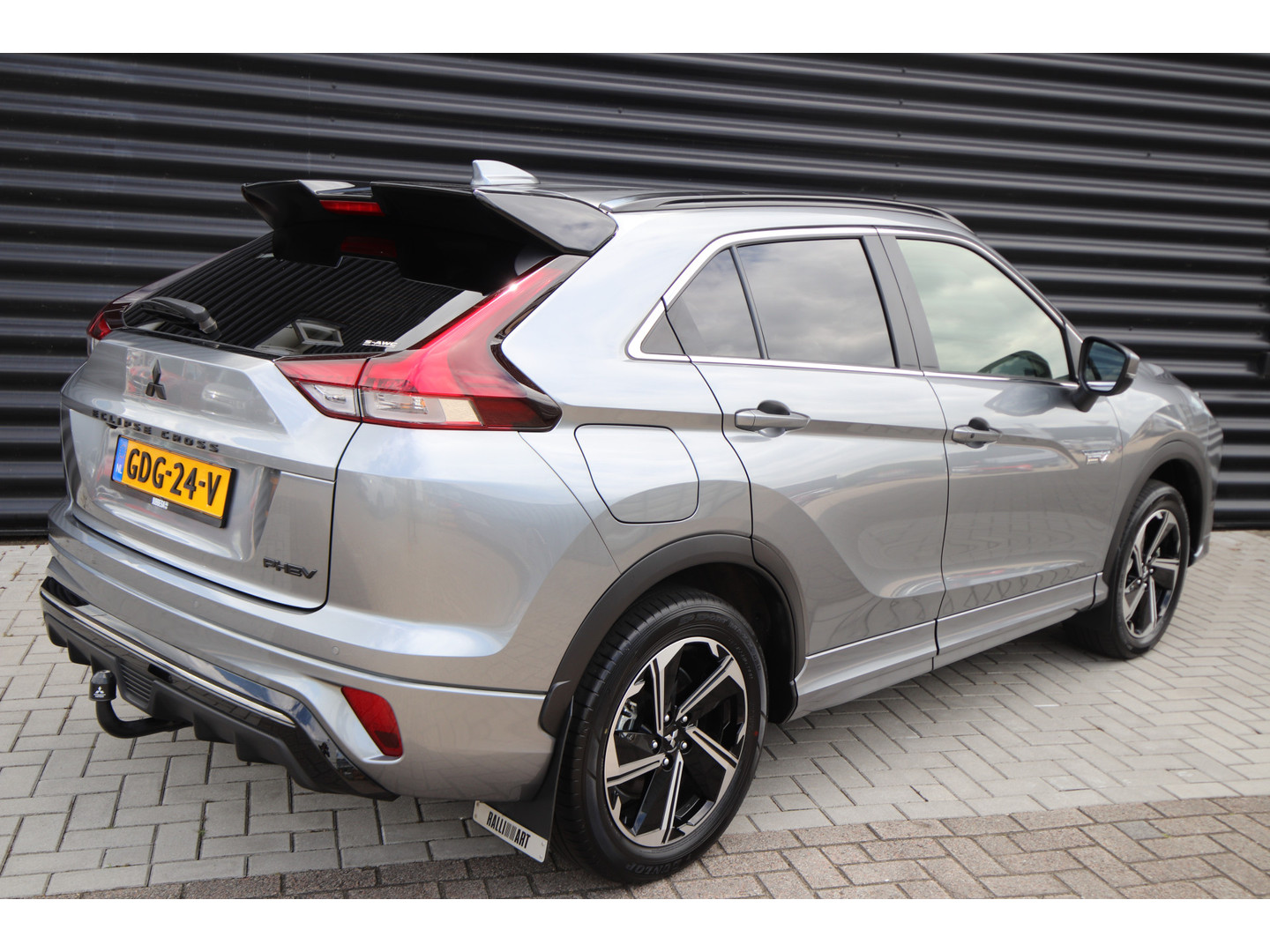 Mitsubishi Mitsubishi