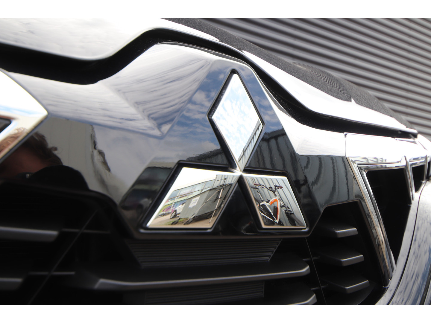 Mitsubishi Mitsubishi
