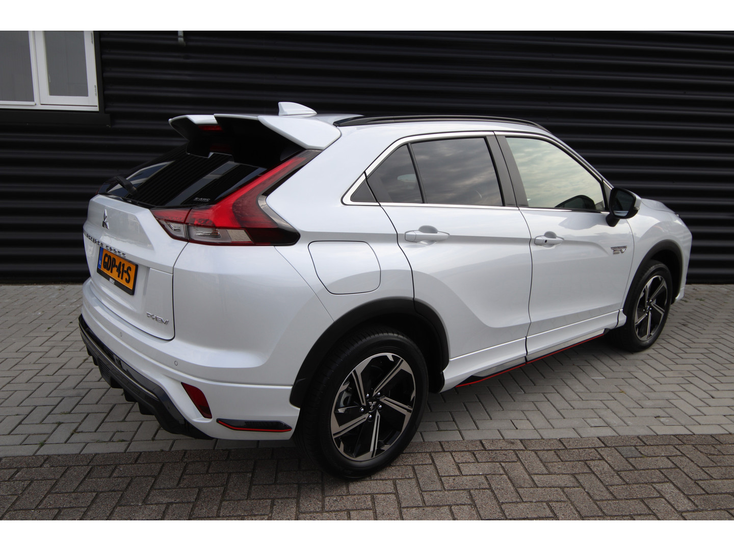 Mitsubishi Mitsubishi