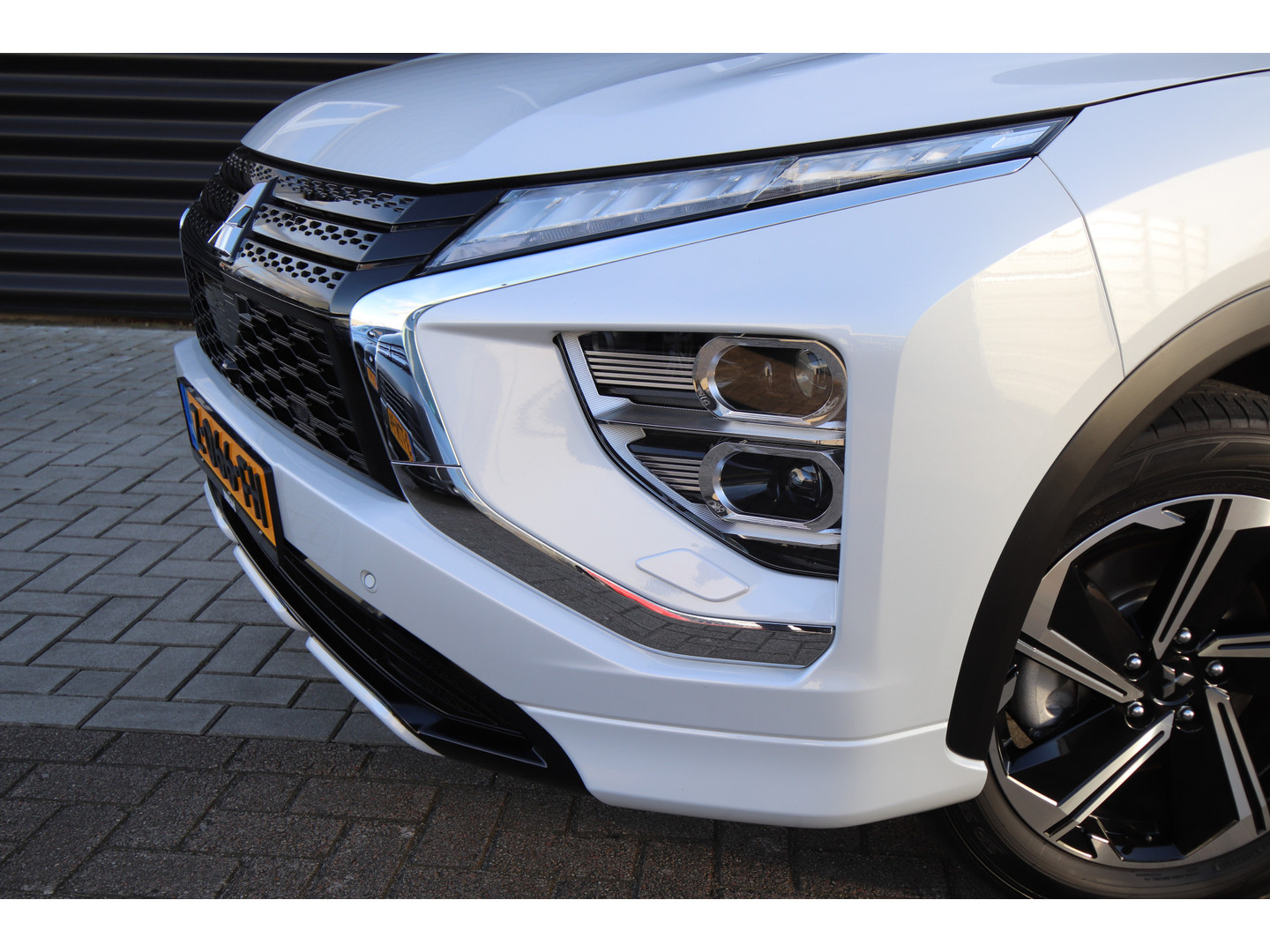 Mitsubishi Mitsubishi