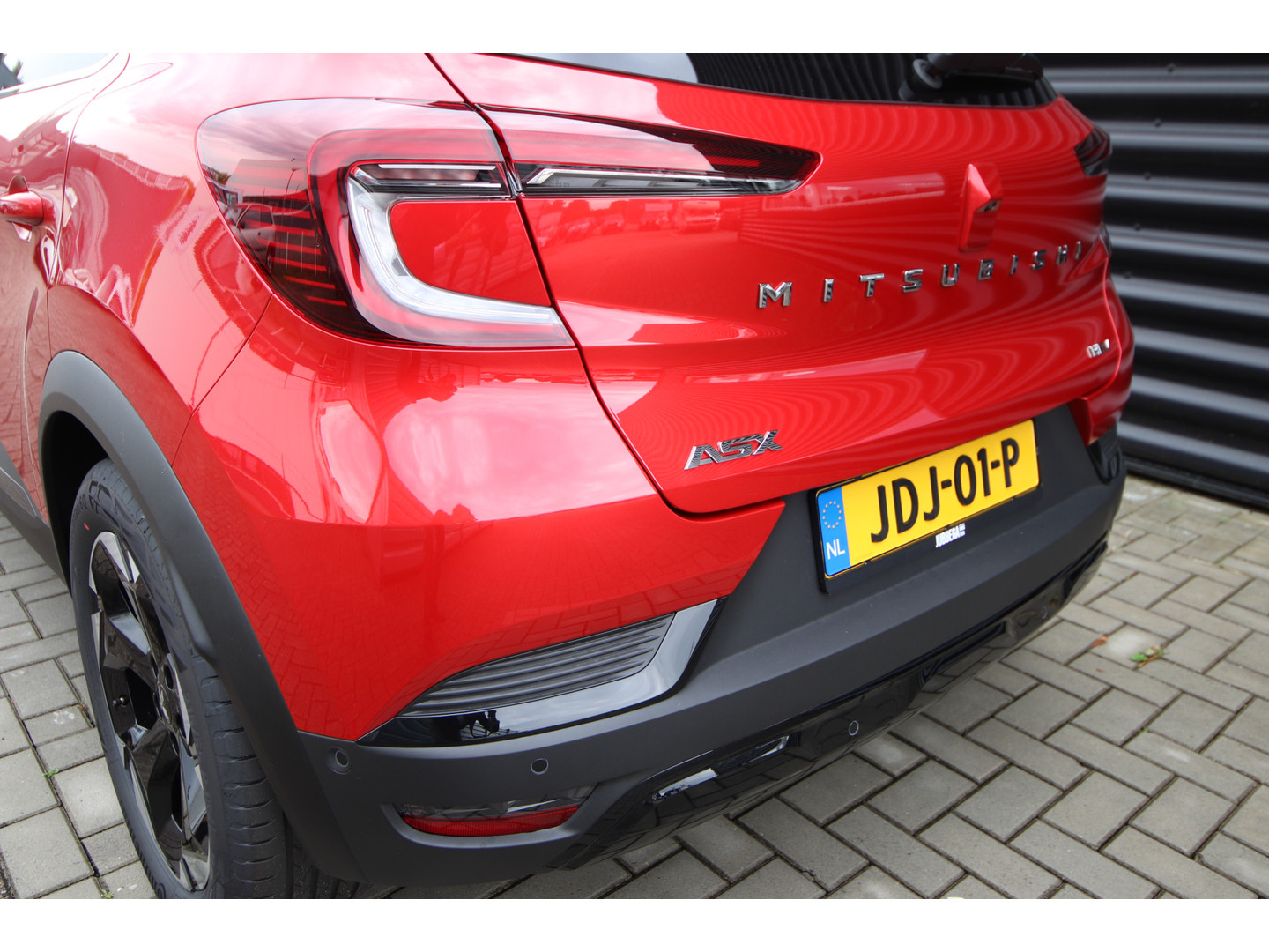 Mitsubishi Mitsubishi