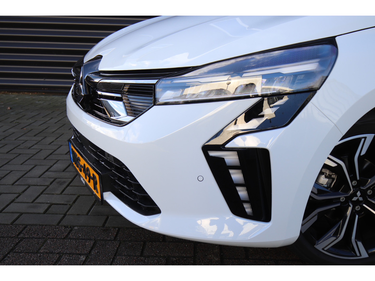 Mitsubishi Mitsubishi