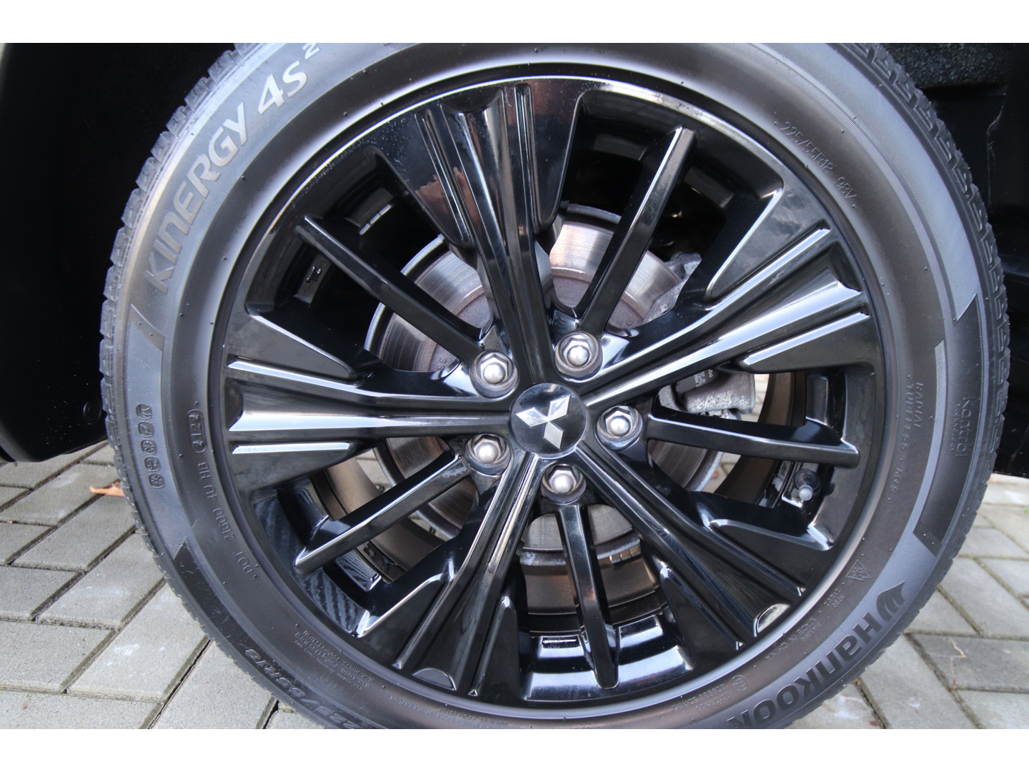 Mitsubishi Mitsubishi