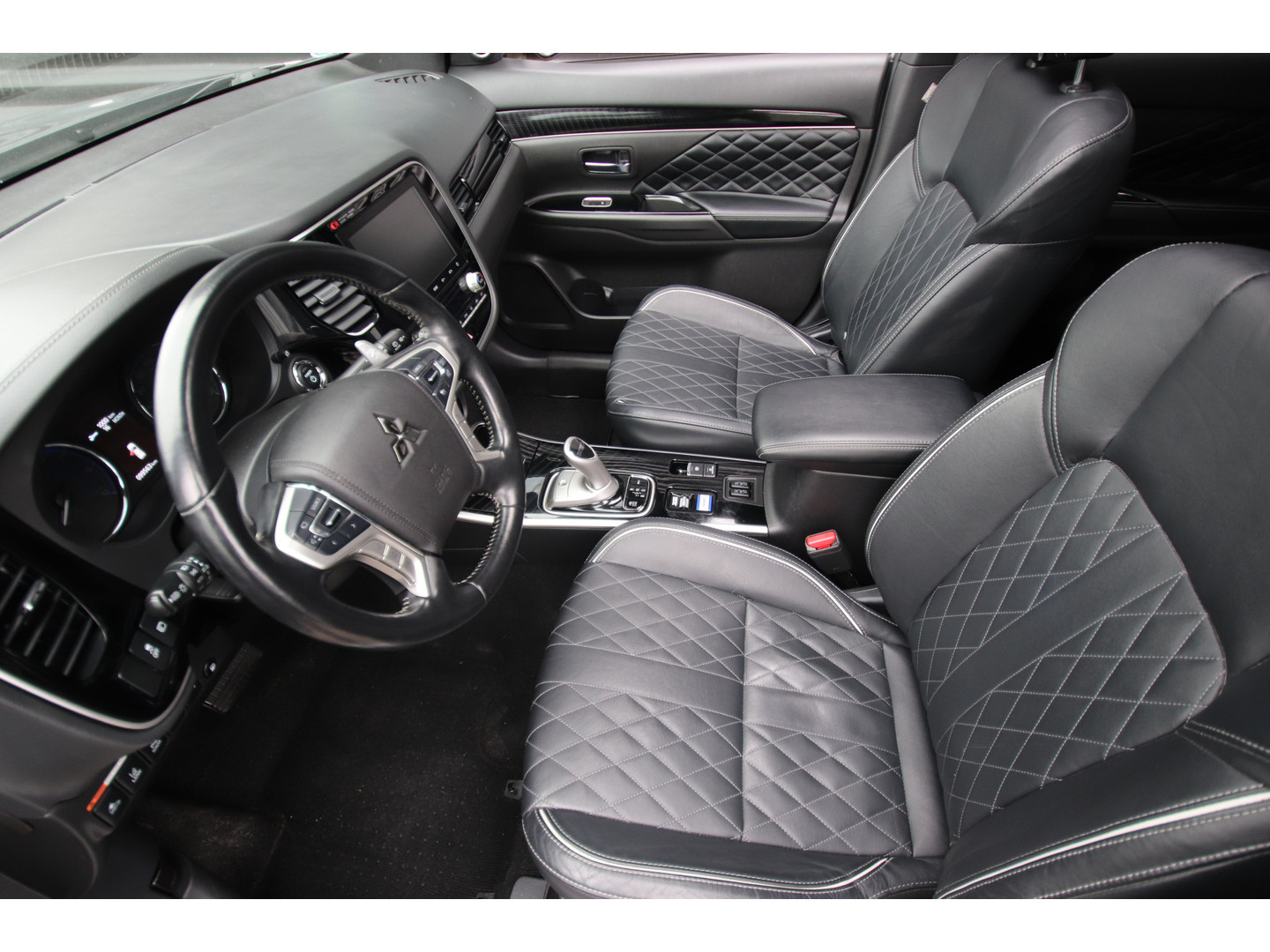 Mitsubishi Mitsubishi