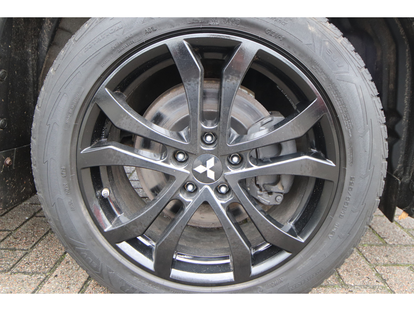 Mitsubishi Mitsubishi