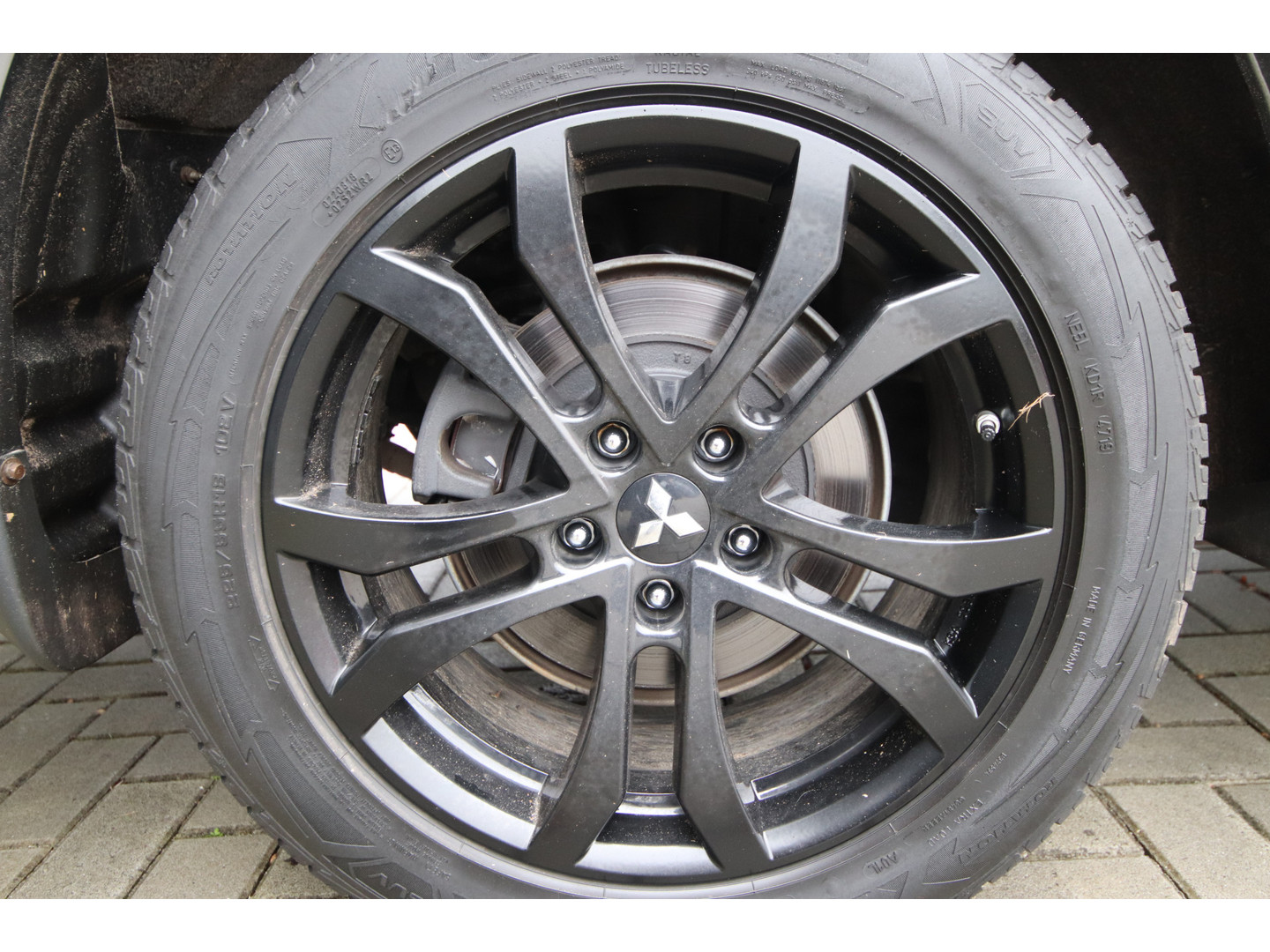 Mitsubishi Mitsubishi