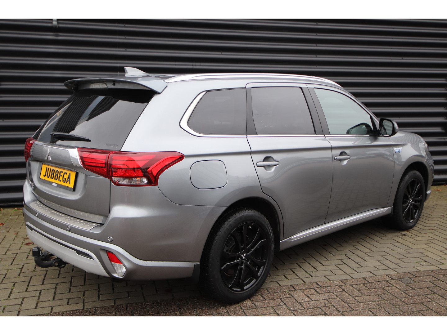 Mitsubishi Mitsubishi